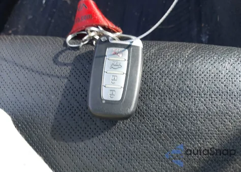 2015 Hyundai Genesis 3.8 Ultimate из США, поврежденный, VIN KMHHU6KJ8FU128158